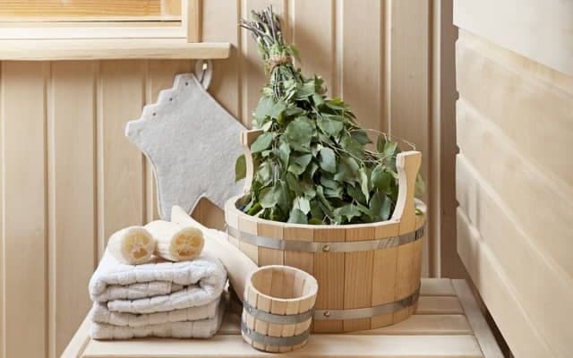 サウナにダイエット効果はある？流行りの「サ飯」の気をつけるポイントを解説