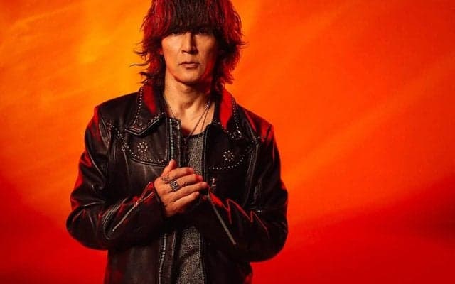 WBC日本-チェコ戦前に稲葉浩志がライブパフォ　500万回再生突破…話題の「タッチ」生披露