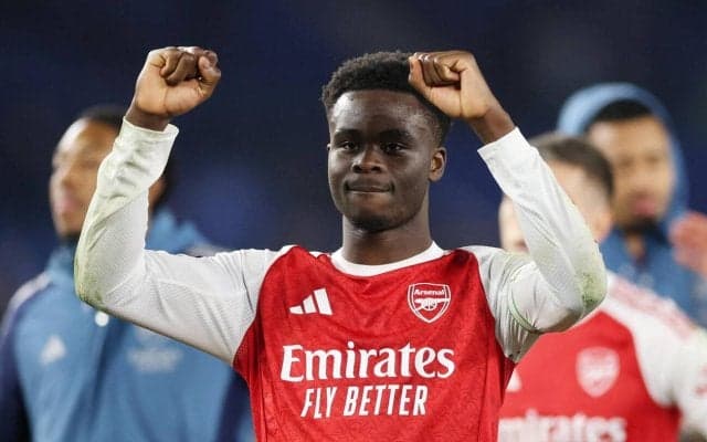 アーセナルが首位固め成功サカが決勝点　２位マンＣが引き分け　勝ち点差暫定７に広がる