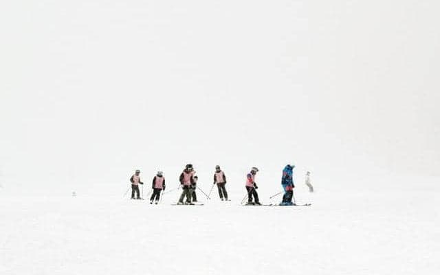 五輪メダリスト生み出す「温泉村」　スキーと英語で次世代担う人材へ