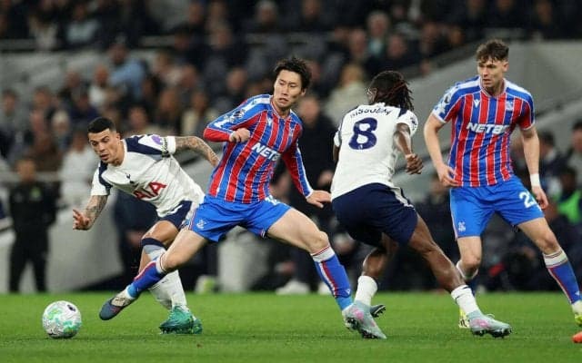 鎌田大地フル出場のクリスタルパレスがトットナムに逆転勝利　退場者出したトットナムは５連敗