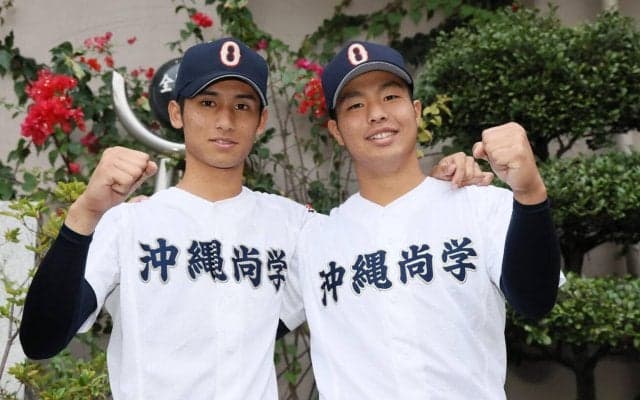 【センバツ】沖縄尚学、夏春連覇へ開幕戦で帝京と激突「高校BIG3」末吉と新垣の２枚看板