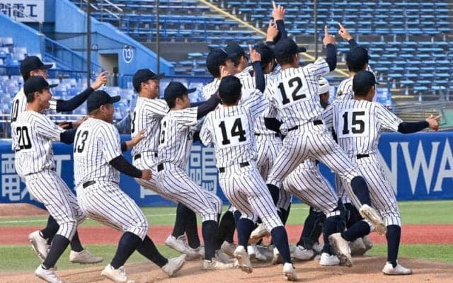 横浜、沖縄尚学、九州国際大付…　センバツ抽選会場は「どよめき」