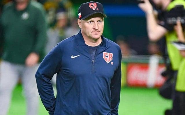 侍Jから学んだ“作法”「最も強い部分」　敗戦後に日本流の行動…チェコ監督が明かした意味