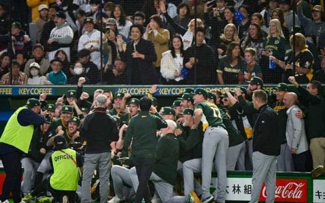 豪州代表に広がった“日本人応援団”　粋な交流に米記者も感激…涙添えて綴った名台詞