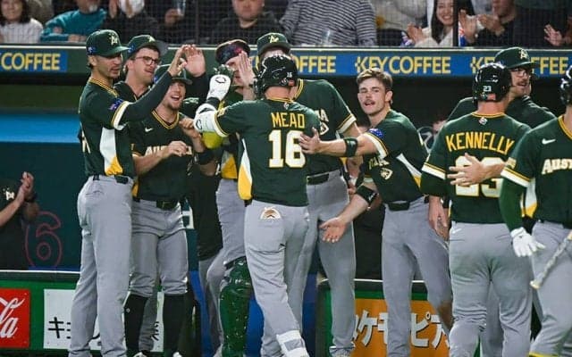 豪州が2連勝、1次R突破へ前進　ミード逆転3ラン、波に乗り日本戦へ…チェコ2連敗