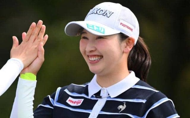 「ゴルフの神に愛されとる」「ポテンシャルが違うな」27歳人気プロがホールインワン　手術明けの7か月ぶり復帰戦で魅せた