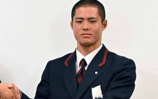 智弁学園は神宮4強・花巻東と　角谷主将「守備でチーム引っ張る」