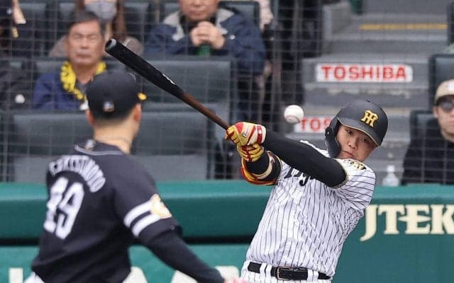 【阪神】甲子園初戦でいきなり２桁安打！ソフトバンク相手に猛虎打線　育成嶋村麟士朗が３安打