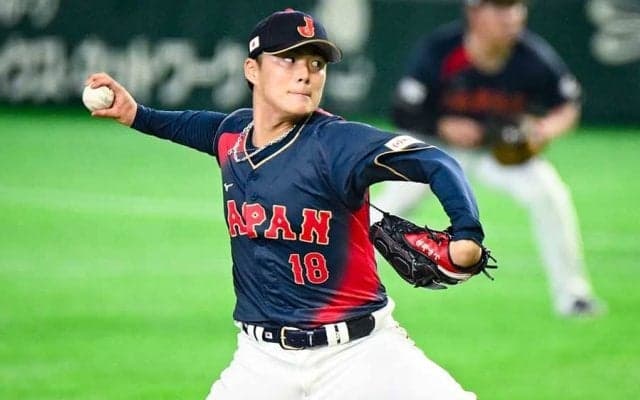 山本由伸、WBC初戦で無安打投球も3回途中で降板　最速158キロ…ベンチで迎えた大谷は拍手