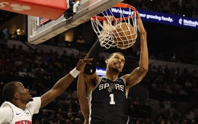 スパーズがイースト首位ピストンズに圧勝…ウェンバンヤマが史上初のスタッツラインを記録