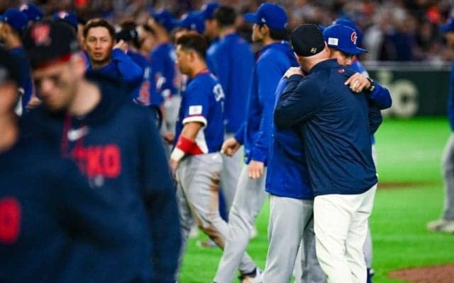 チェコ＆台湾、試合後に両者称え合う　監督同士が熱いハグ…敗退決定も紳士的振る舞い