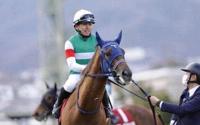 【フィリーズレビュー】10番人気ギリーズボールが差し切りV…西塚「素晴らしい反応」桜花賞切符