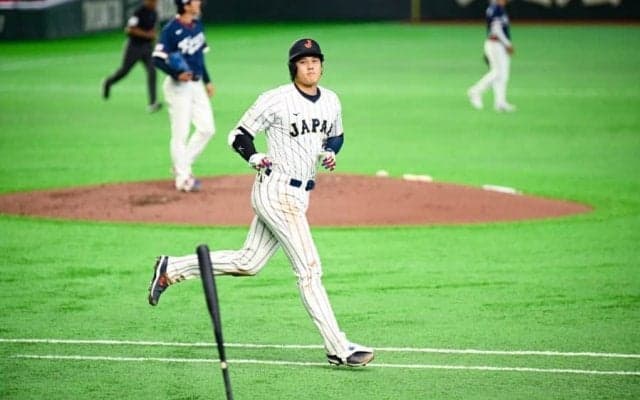 大谷翔平に被弾…韓国人右腕は絶叫→膝付きガックシ　マウンド上で失意の表情