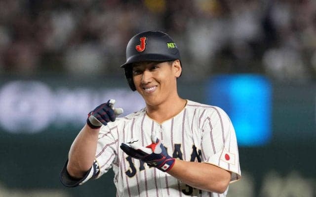 【WBC】頼りになる吉田正尚「うまくハマって」カーブ仕留め「イケイケの展開」で２点適時打