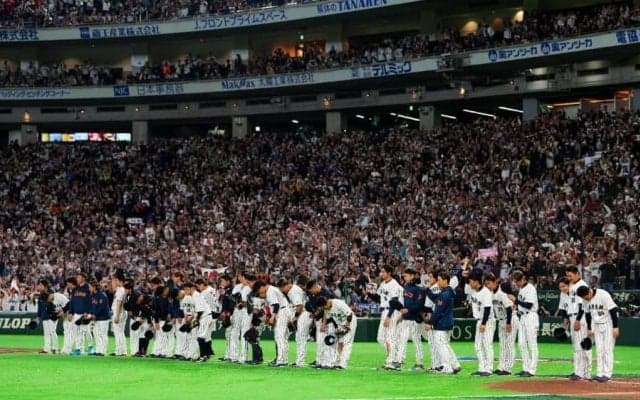 侍ナインの行動に海外ファン胸打たれる「生粋の上品さ」　“2人の仲間”への敬意が反響