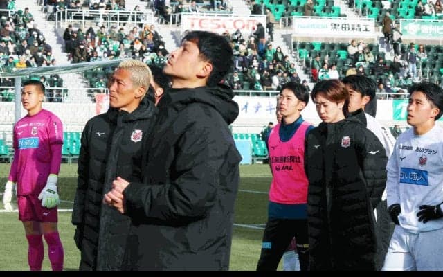 【Ｊ２札幌】Ｊ３松本に０－３で２連敗　川井監督「今、俺らは弱い。でも強くするから。彼らを信用してくれ！」