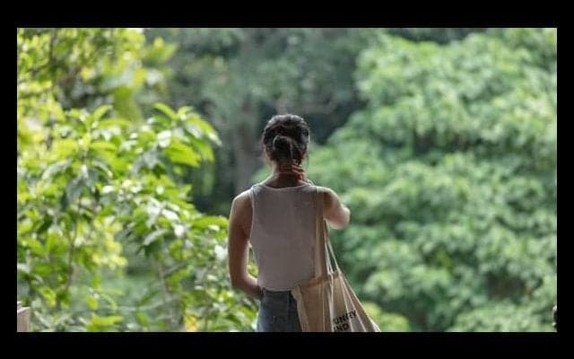 在宅ワーク者必見！正しい姿勢の維持で簡単ダイエット？