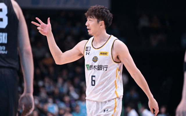 東地区首位の宇都宮が佐賀との接戦を制し2連勝…比江島負傷退場の波乱もニュービルが21得点でけん引