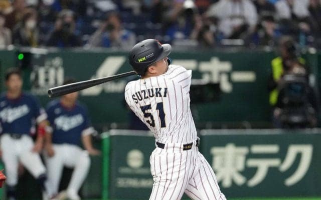 【WBC】韓国戦２打席連発の鈴木誠也「２番」、近藤健介「３番」に打順入れ替わる／スタメン