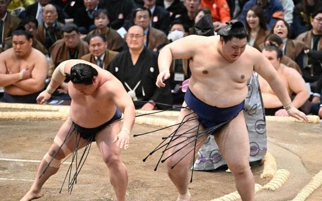 横綱大の里が若隆景に金星配給、引いた場面に「我慢しきれなかった」昇進後初日黒星は初