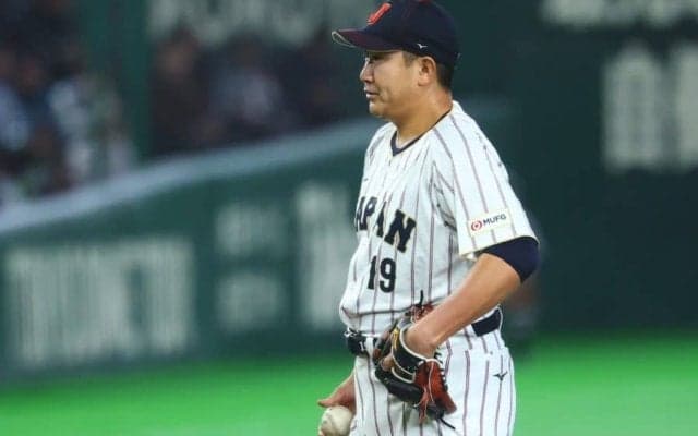 侍J戦開始直後に違和感発生「慣れない」「なんでこんなに」　国際大会ならではの光景