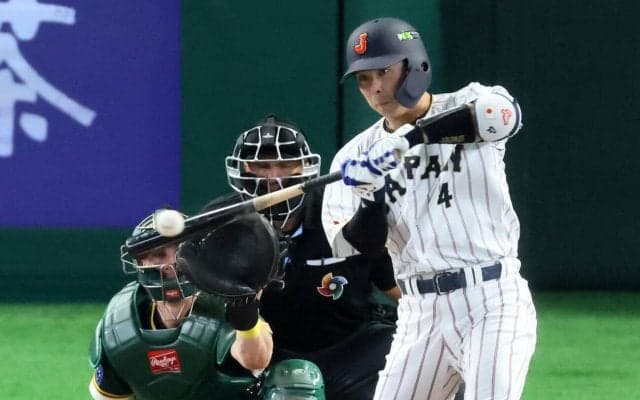 【WBC】努力家、若月健矢が豪州戦の侍初安打　苦戦マクドナルドから徳栄仕込みの素直な右打ち