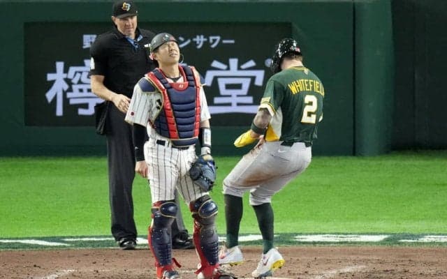 侍ジャパン、1点遠く…6回まで3安打に封じられる　捕手・若月健矢の悪送球で1点を献上【WBC】