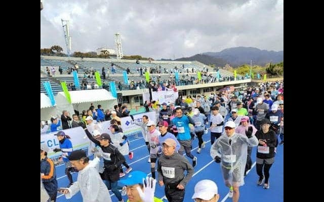 過去最多の7477人が出走 びわ湖マラソン