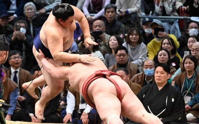 熱海富士が２場所連続で大の里撃破　静岡県出身では96年ぶりの新三役場所で存在感