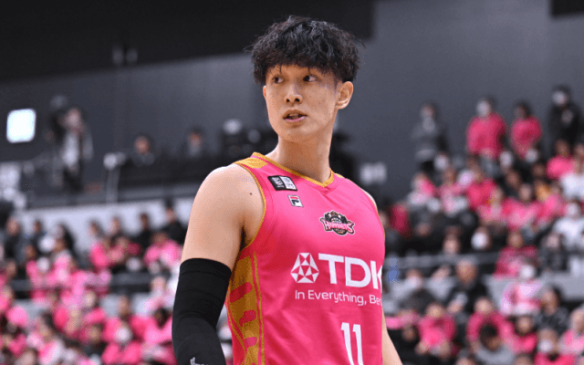 秋田の特別指定選手・内藤晴樹が活動終了…最終戦でキャリアハイ記録、”先輩”PGの黒川虎徹から刺激