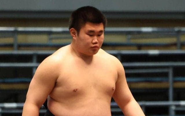 幕内行事・木村秋治郎の長男・中沢睦士が前相撲デビュー戦で勝利「いい相撲だった」