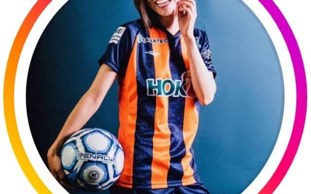 【WEリーグ】三谷沙也加が生脚ショット披露「風邪引かないでね」「まじモデル」