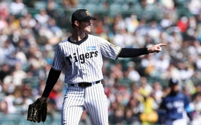 【阪神】ルーカスが３回０封で甲子園デビュー！　走者許すも必殺スイーパーさく裂で無失点