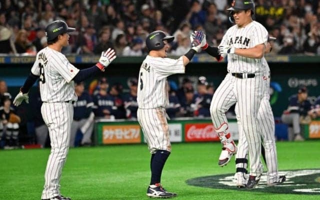 侍ジャパン、1次R全勝突破　チェコに大苦戦も…8回に一挙9得点、村上が満塁弾　15日に準々決勝