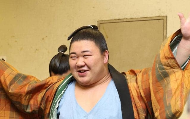 大の里破り初金星の藤ノ川　飲みっぷりいい酒豪　一緒に飲んだ八角理事長が「ファン」公言