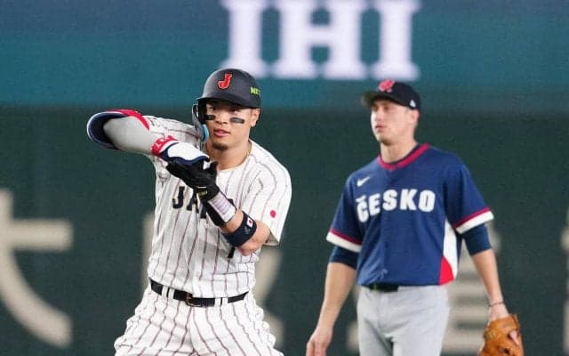 【WBC】佐藤輝明が初スタメンで存在感「今の状態からさらに上澄みしてほしい」井端監督
