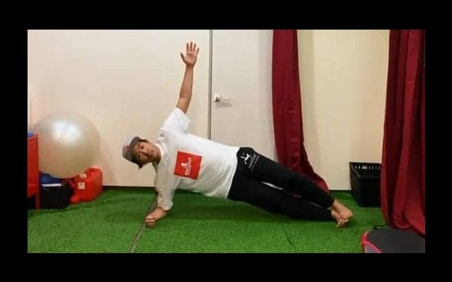 サッカー選手は必見！動く体づくりのための「体幹トレーニング」