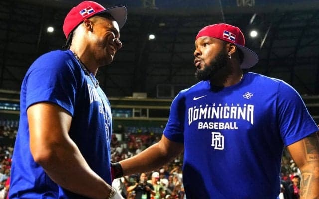 無敗ドミニカはムードも最高　大飛球に倒れたソトに“腕立て指令”　ゲレーロJr.のイジりにタティスJr.も拍手【WBC】