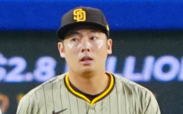 パドレス松井裕樹がブルペンで投球練習　左脚を痛めWBC出場を辞退してから復帰に向け徐々に前進