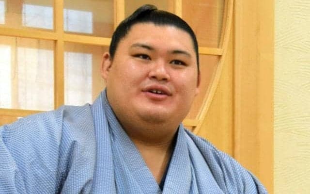 横綱大の里が休場、精彩を欠いて初日から3連敗　大相撲春場所