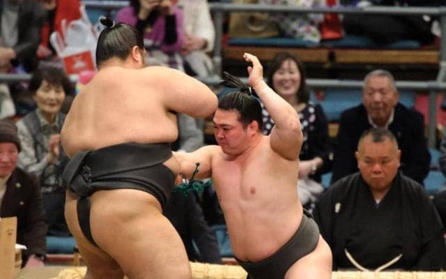 関取返り咲きを目指す炎鵬が２連勝「強く生きていけば必ず報われる日が来る」