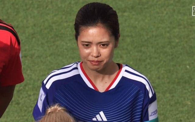 「レベルが違う」長谷川唯の“急減速スルーパス”にファン驚愕！「独壇場だ」「ペドリやん」バックスピンがまるで魔法【女子アジアカップ】