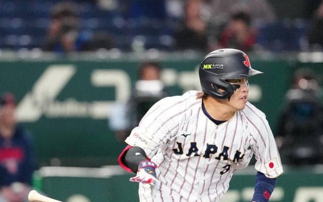 【WBC】小園海斗、ドミニカ対ベネズエラ戦観戦　侍ジャパンは15日にベネズエラと対戦