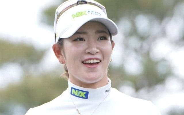 「みとれました」人気女子ゴルファーの足が日焼けで真っ赤に・・・バスタブでのケア姿に反響「焼けてますねぇ～」「綺麗なお足が」