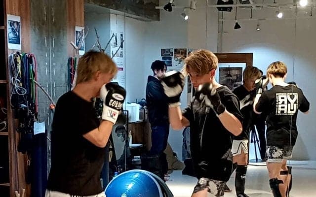 【RISE】YURAが両国ソンヒョン戦へ「塩試合にはならない」弟AIRAと那須川兄弟目指す