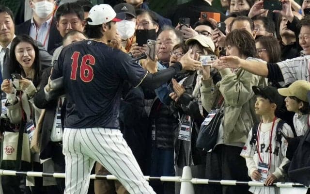 侍ジャパンを来日取材した米記者が告白！　日本で体感した“驚きの文化”「あえて言わせてほしい。日本にある敬意と伝統は本当に素晴らしい」【WBC】