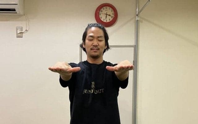 スポーツトレーナー実践！バランス感覚を整えるトレーニング①「バランス感覚をチェックする」