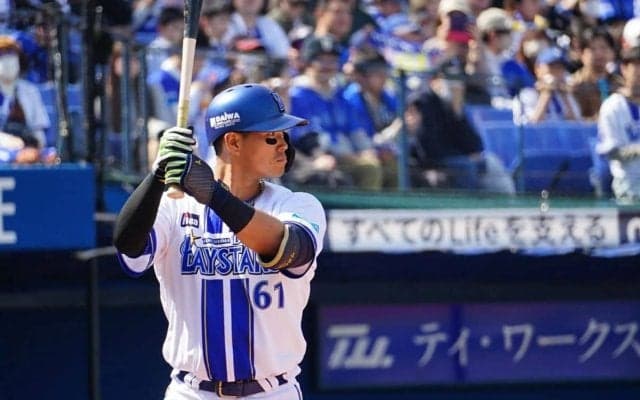 球界トレンドに逆行する肉体改造　不動のレギュラーを目指す好漢・蝦名がオフに突き詰めた“打者の本質”「飛距離は勝手に出てくれたら」【DeNA】