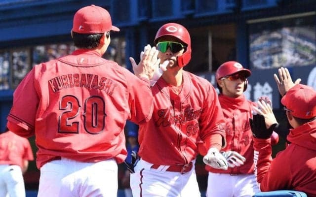 広島・新井監督　無失点の栗林と岡本「２人ともいいもの見せてくれた」「まだ争っているピッチャーがいる」一問一答